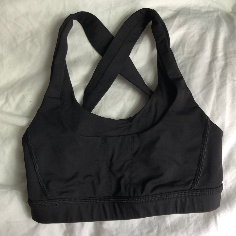 lululemon sports bra